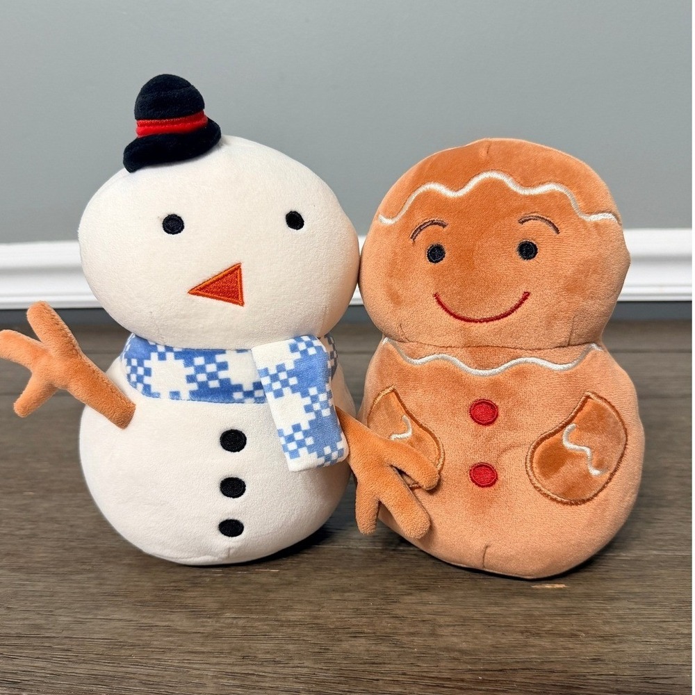 Pillowfort Snowman & Gingerbread Plush Set
